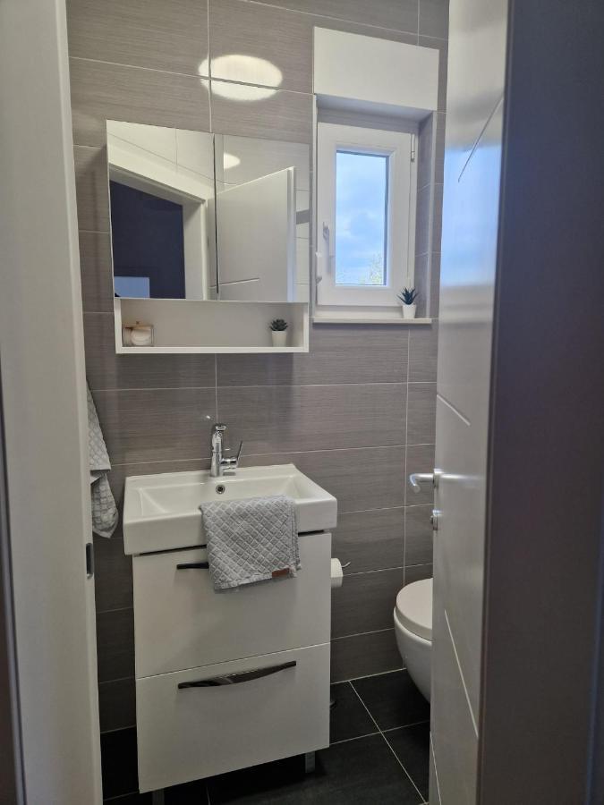 Apartman River Breeze Omiš Buitenkant foto